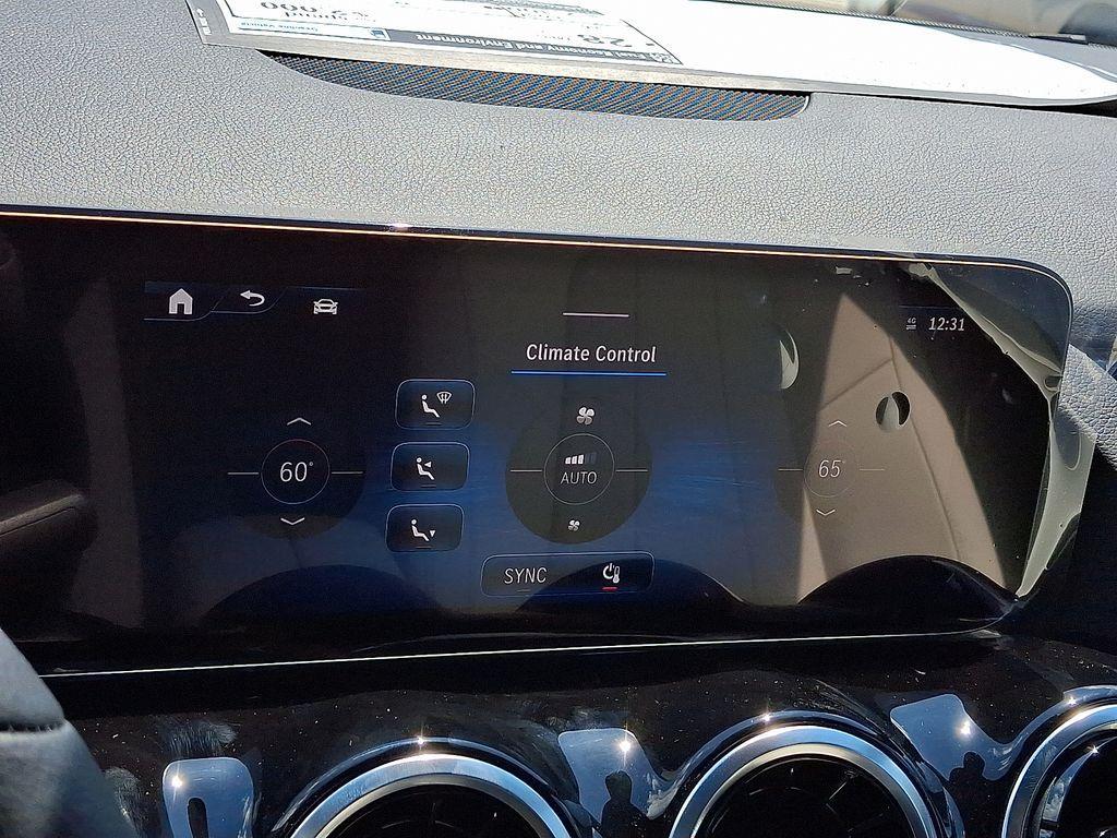 new 2025 Mercedes-Benz GLA 250 car, priced at $44,250