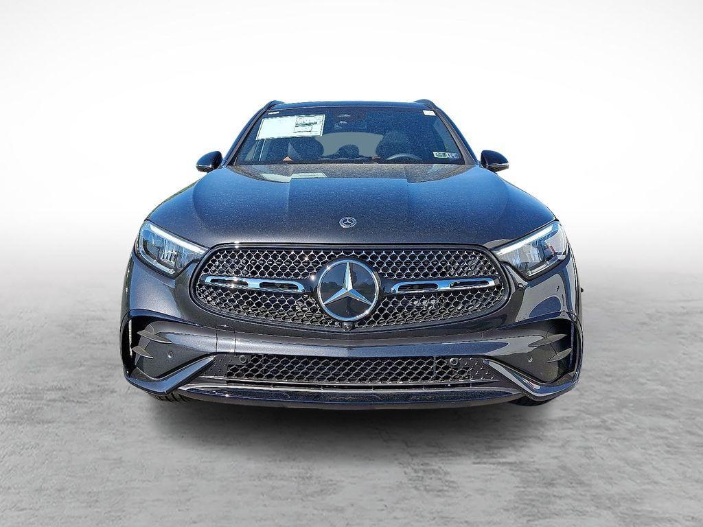 new 2025 Mercedes-Benz GLC 300 car, priced at $61,970
