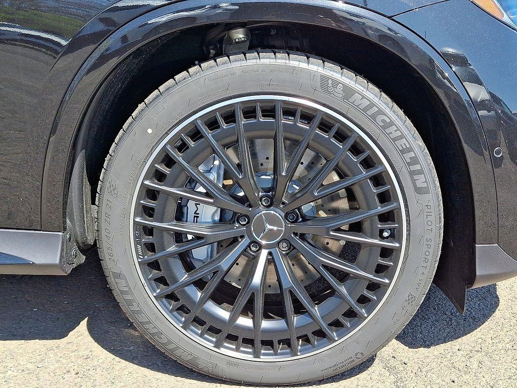new 2025 Mercedes-Benz AMG GLC 43 car, priced at $81,265