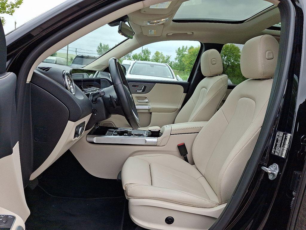 used 2021 Mercedes-Benz GLB 250 car, priced at $28,512