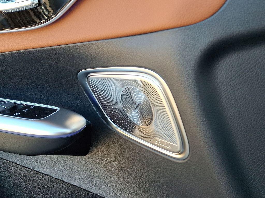 new 2026 Mercedes-Benz GLC 300 car, priced at $68,470