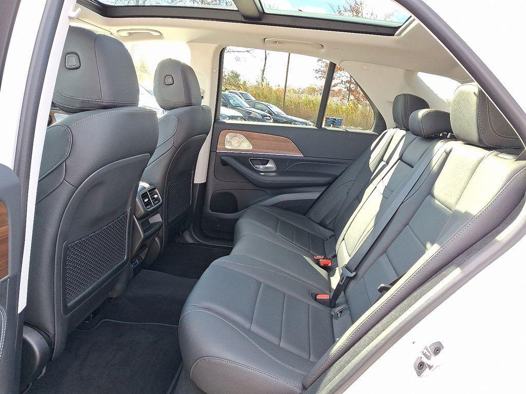 used 2025 Mercedes-Benz GLE 350 car, priced at $62,593