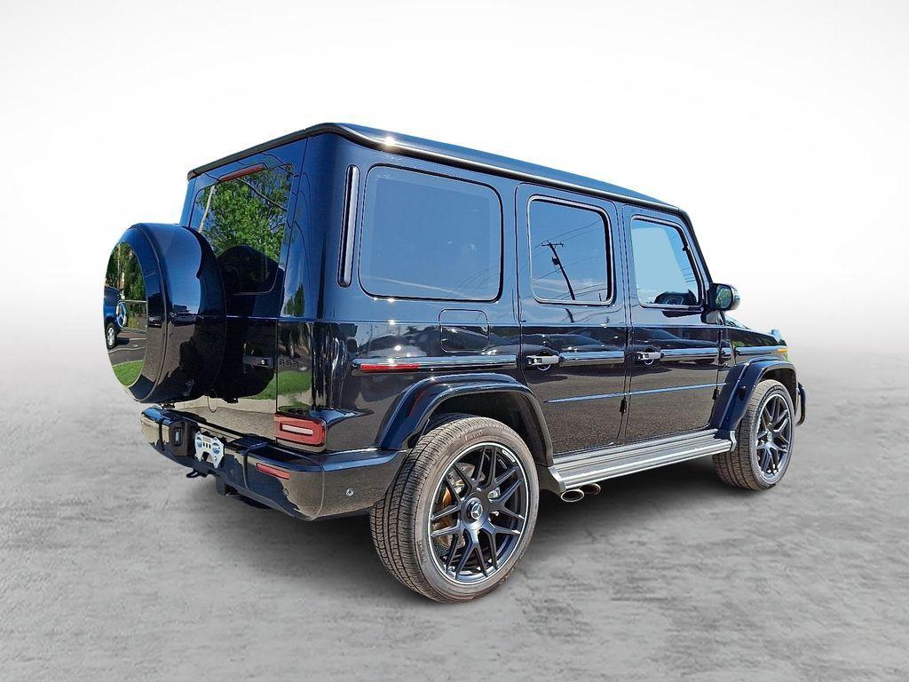 used 2022 Mercedes-Benz AMG G 63 car, priced at $165,444