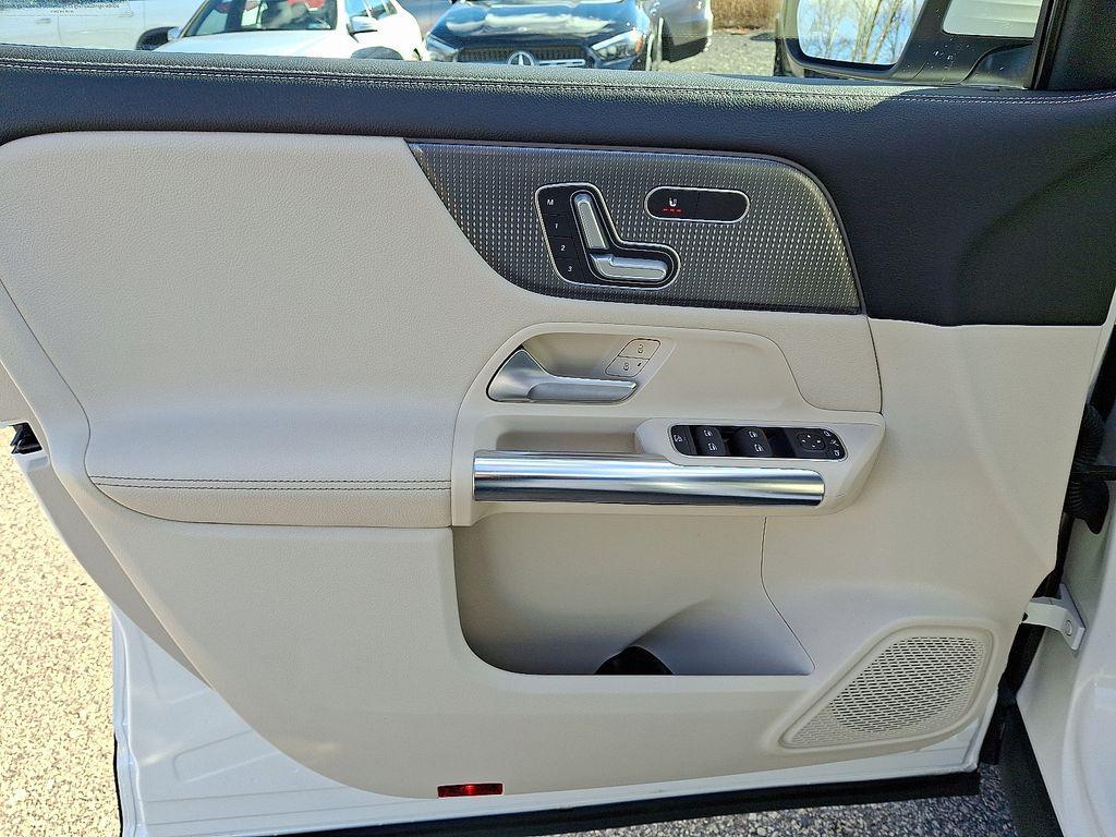 used 2022 Mercedes-Benz GLA 250 car, priced at $29,504