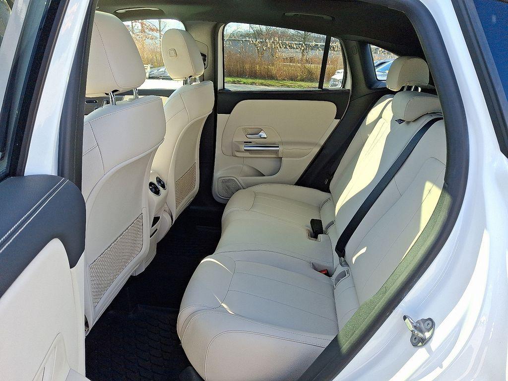 used 2022 Mercedes-Benz GLA 250 car, priced at $29,504