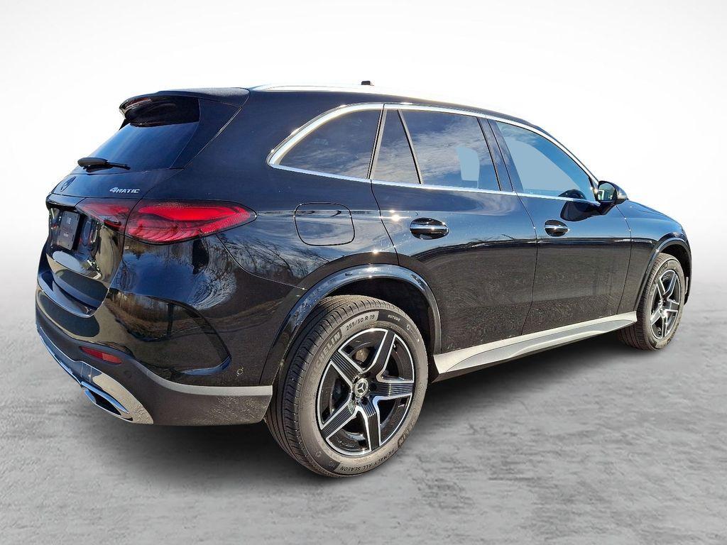 new 2025 Mercedes-Benz GLC 300 car, priced at $57,600