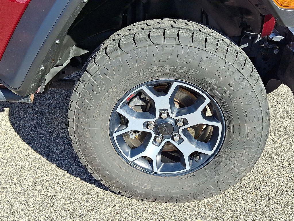 used 2022 Jeep Wrangler Unlimited car, priced at $36,745