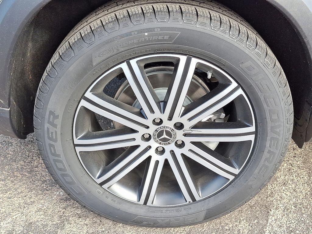 new 2026 Mercedes-Benz GLE 350 car, priced at $72,240