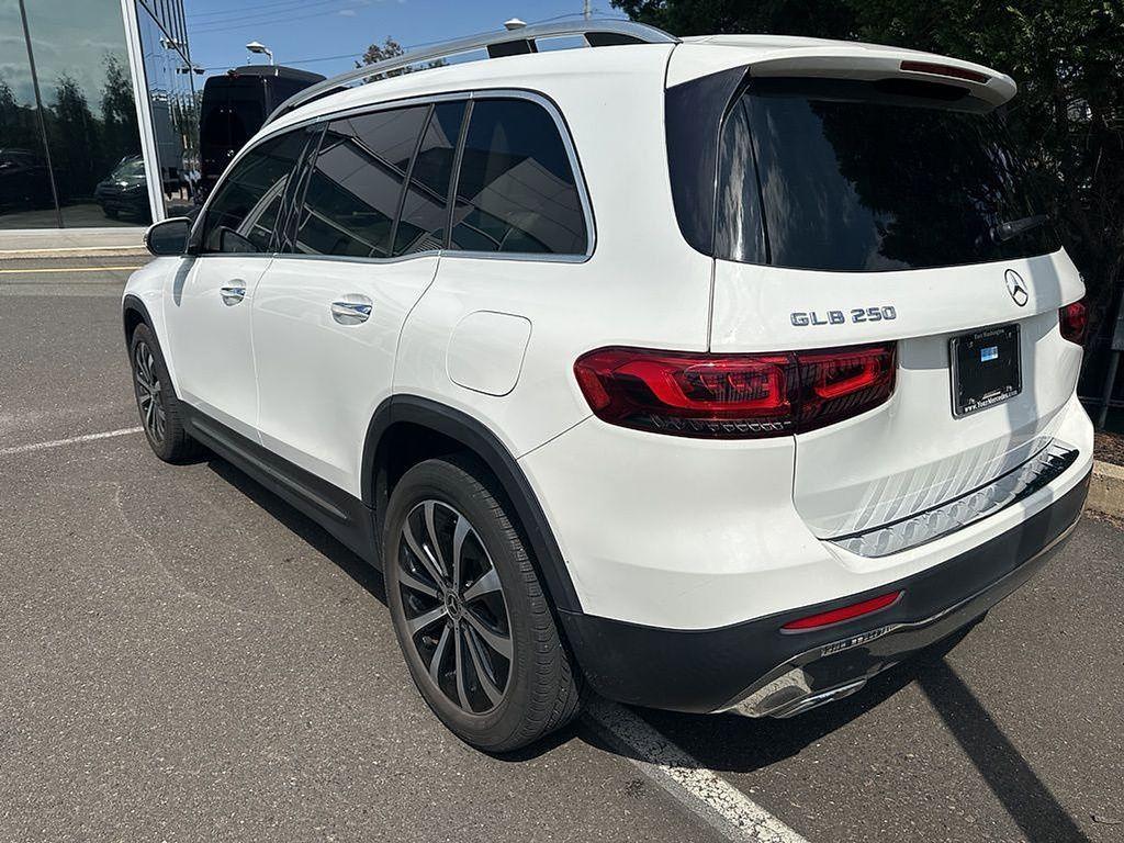 used 2021 Mercedes-Benz GLB 250 car, priced at $29,876