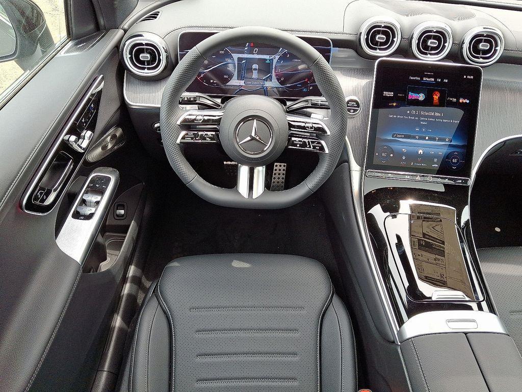 new 2025 Mercedes-Benz GLC 300 car, priced at $61,370