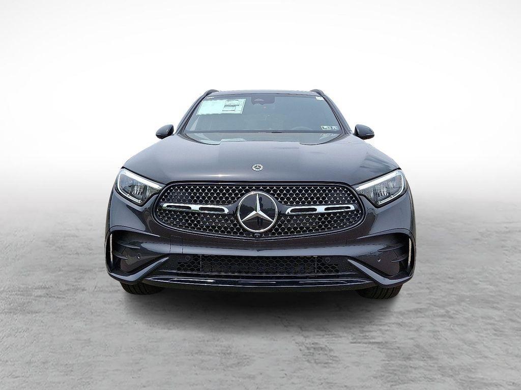 new 2025 Mercedes-Benz GLC 300 car, priced at $61,370