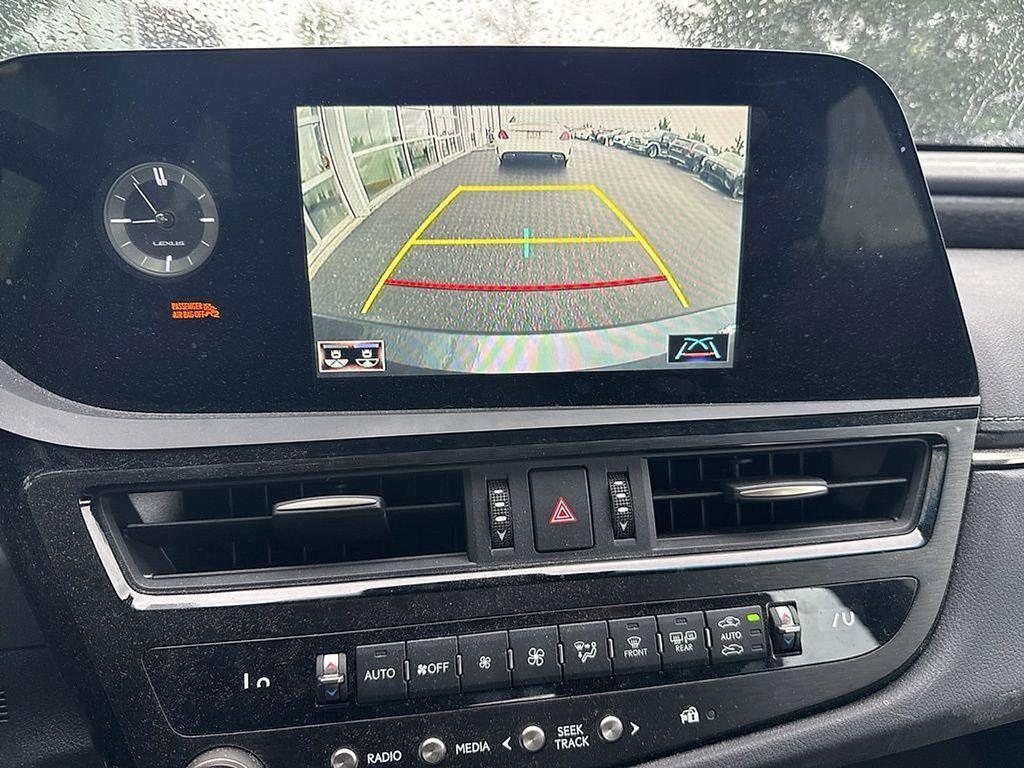 used 2022 Lexus ES 350 car, priced at $35,298