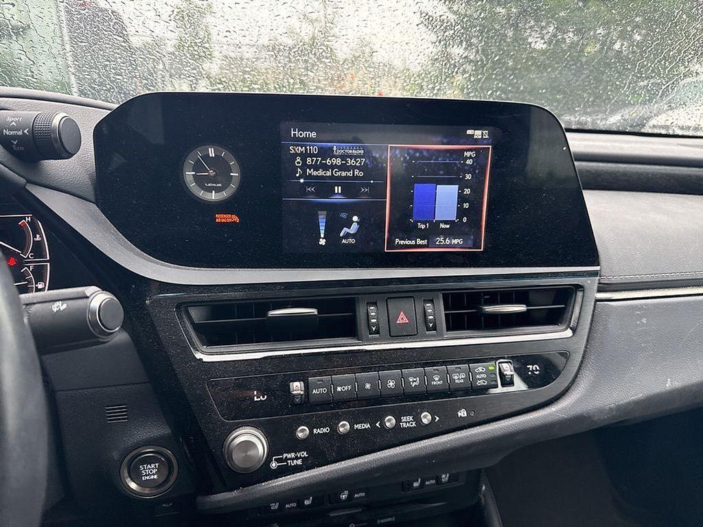 used 2022 Lexus ES 350 car, priced at $35,298