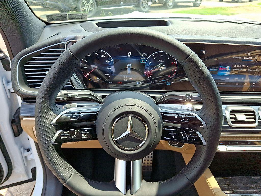 new 2025 Mercedes-Benz GLS 450 car, priced at $102,755