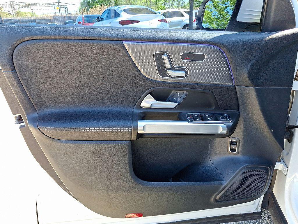 used 2022 Mercedes-Benz GLB 250 car, priced at $32,003