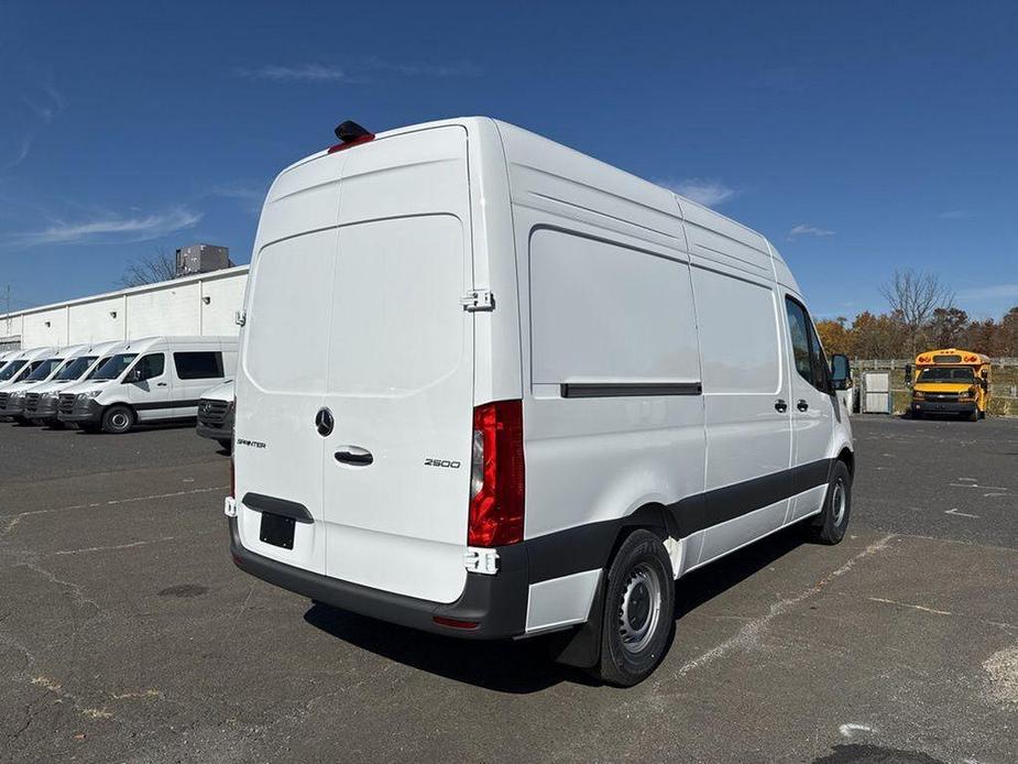 new 2025 Mercedes-Benz Sprinter 2500 car, priced at $61,662