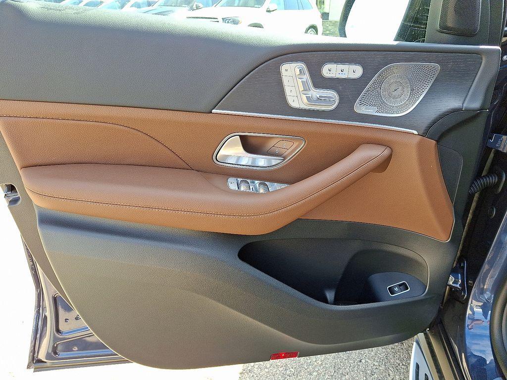 new 2026 Mercedes-Benz GLS 450 car, priced at $103,015