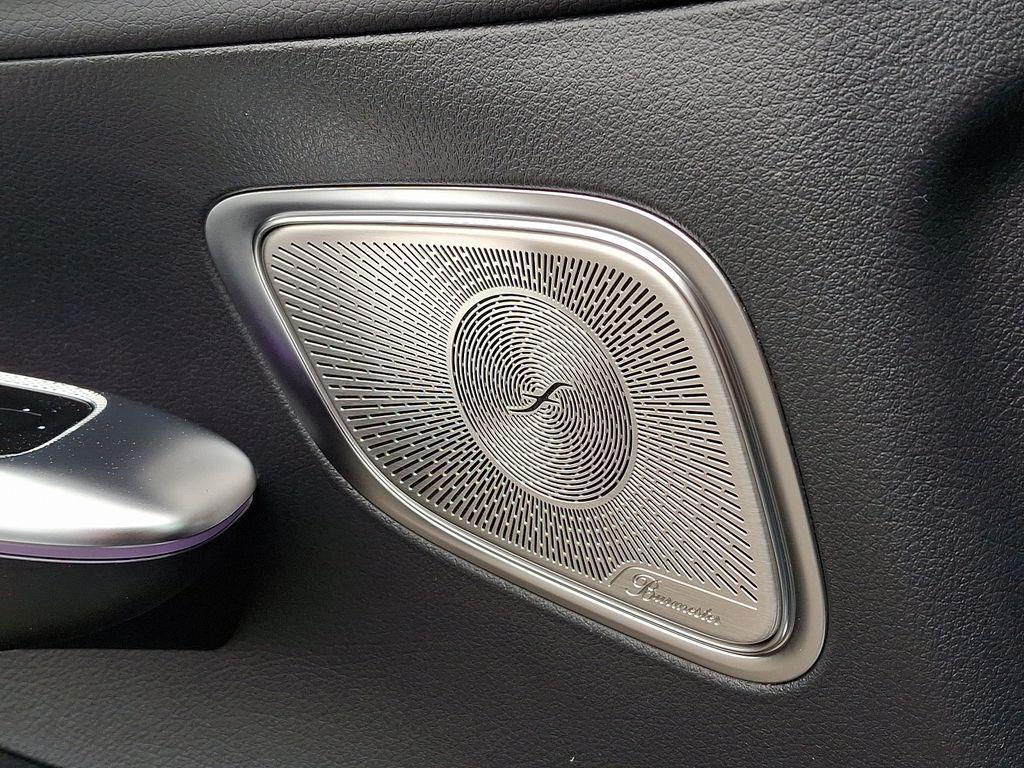 new 2025 Mercedes-Benz GLC 300 car, priced at $57,515