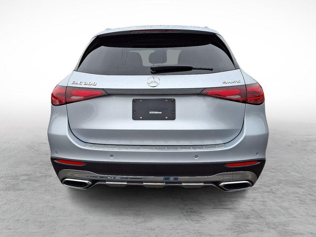 new 2025 Mercedes-Benz GLC 300 car, priced at $57,515