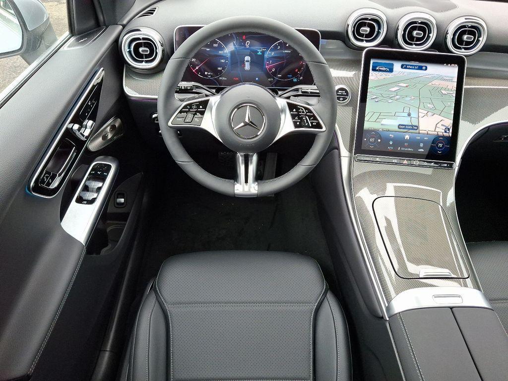 new 2025 Mercedes-Benz GLC 300 car, priced at $57,515