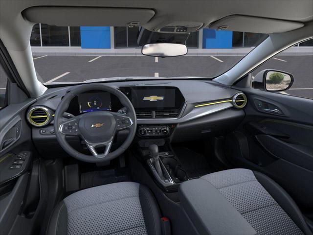 new 2025 Chevrolet Trax car, priced at $25,910