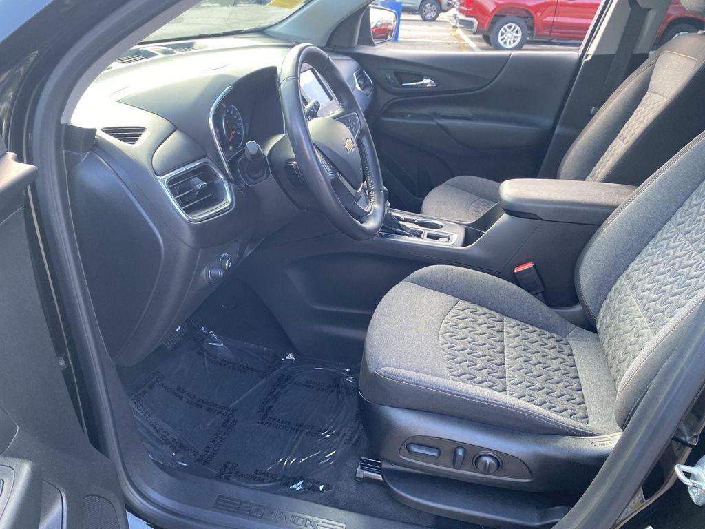 used 2022 Chevrolet Equinox car, priced at $22,999
