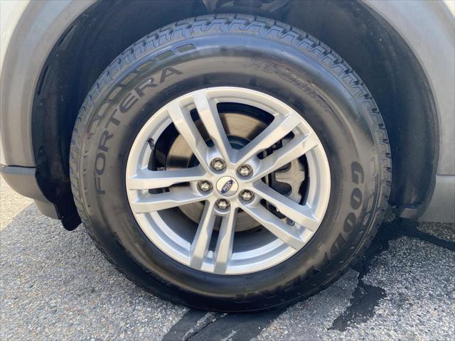used 2020 Ford Explorer car, priced at $24,999