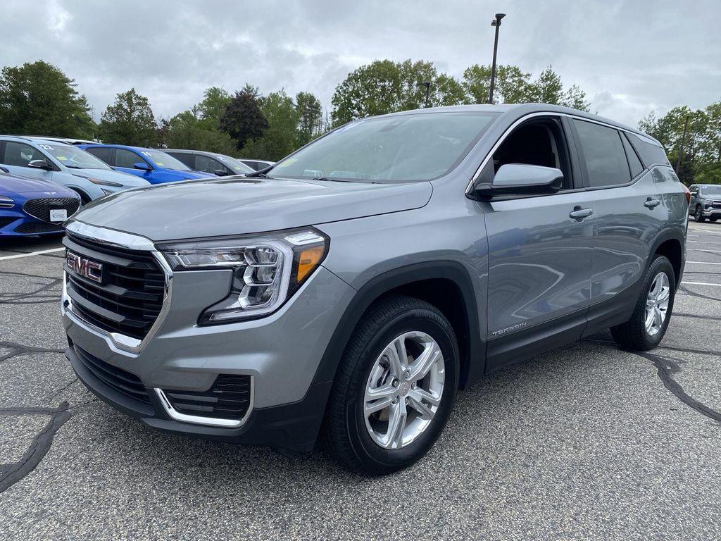 used 2024 GMC Terrain car, priced at $24,999