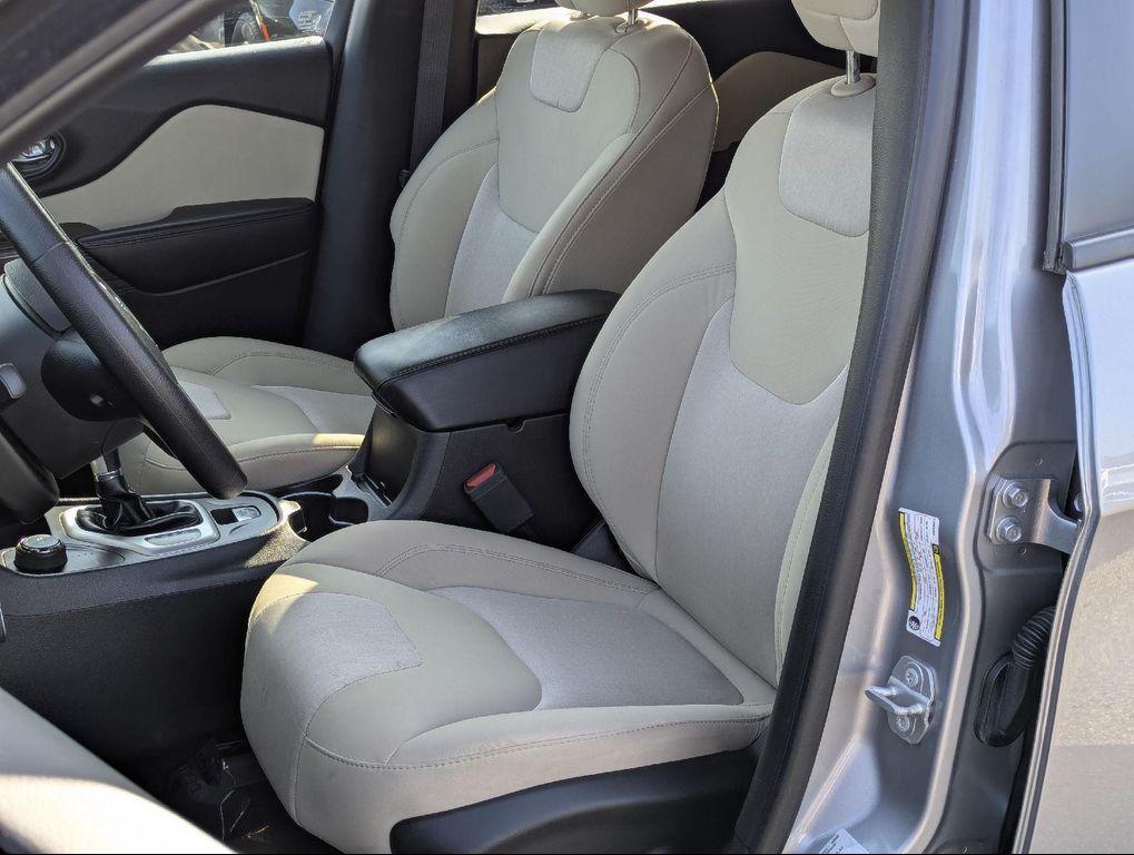 used 2017 Jeep Cherokee car, priced at $16,999