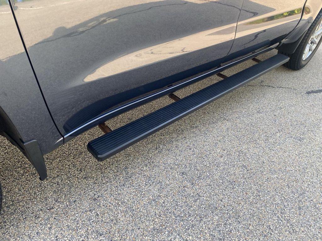 used 2022 Chevrolet Silverado 1500 car, priced at $37,999