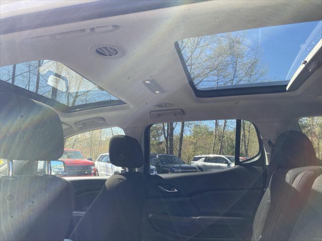 used 2022 GMC Acadia car, priced at $29,999