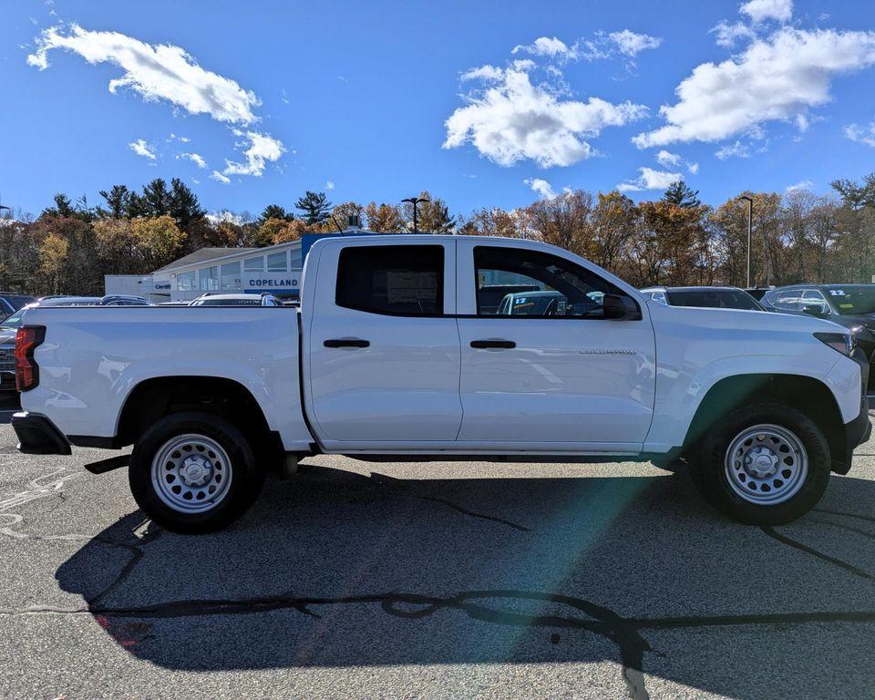 new 2025 Chevrolet Colorado car, priced at $32,690