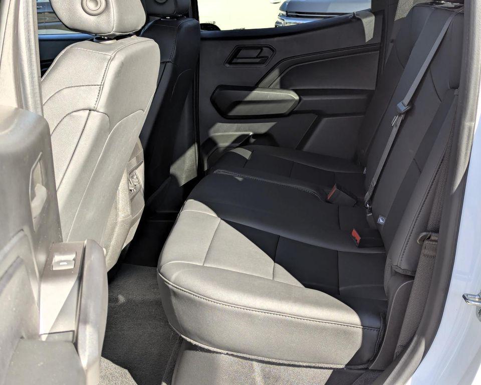 new 2025 Chevrolet Colorado car, priced at $32,690