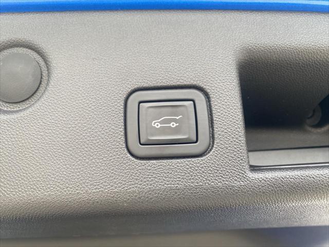 used 2024 Chevrolet Equinox car, priced at $25,999
