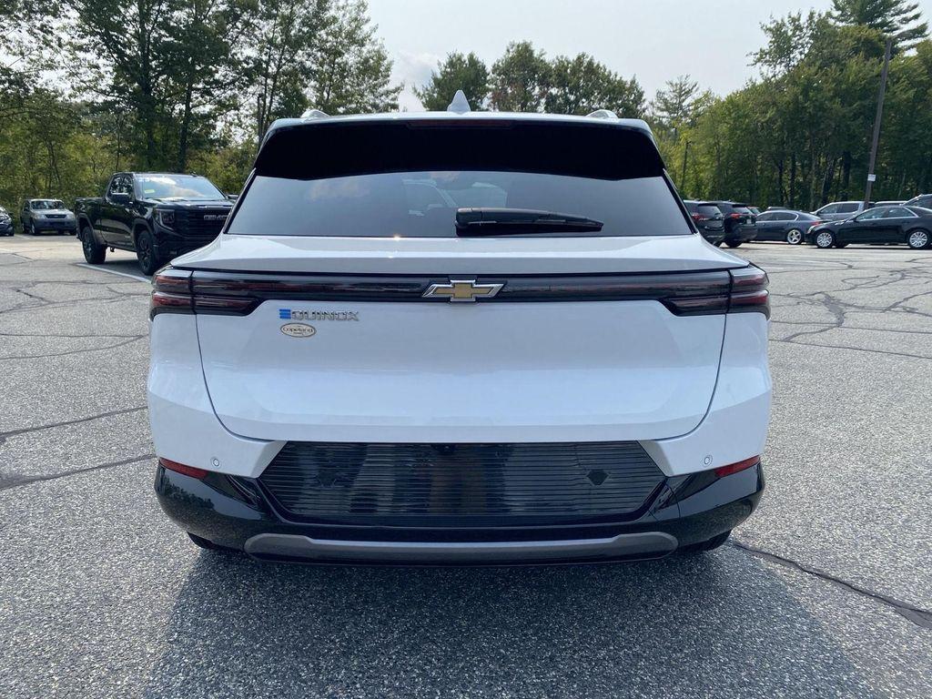 used 2025 Chevrolet Equinox EV car, priced at $29,999
