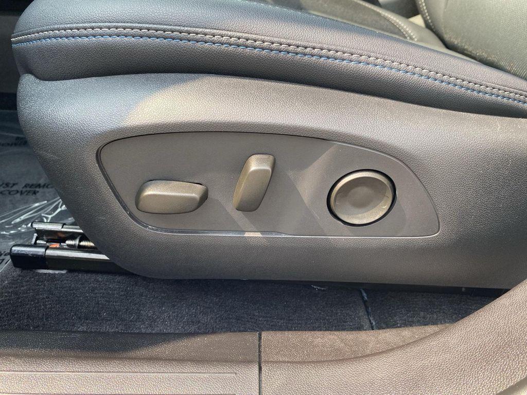 used 2025 Chevrolet Equinox EV car, priced at $29,999