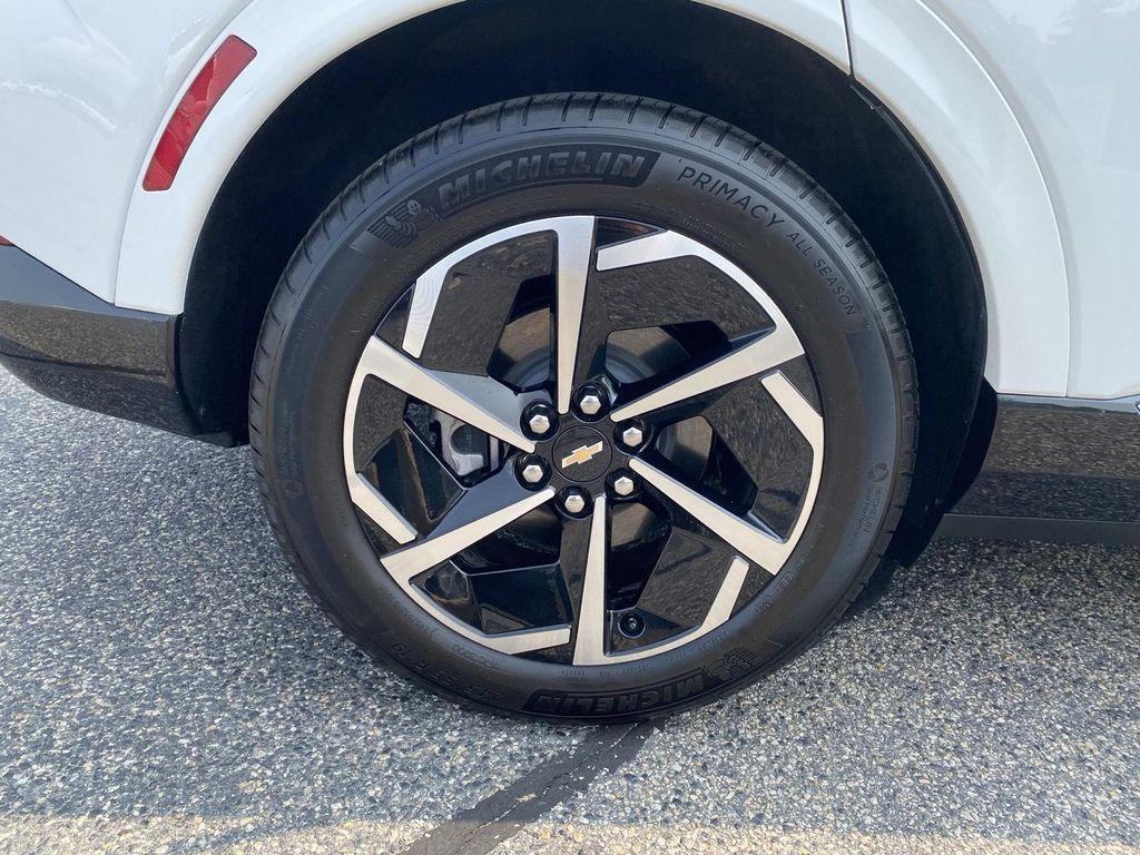 used 2025 Chevrolet Equinox EV car, priced at $29,999