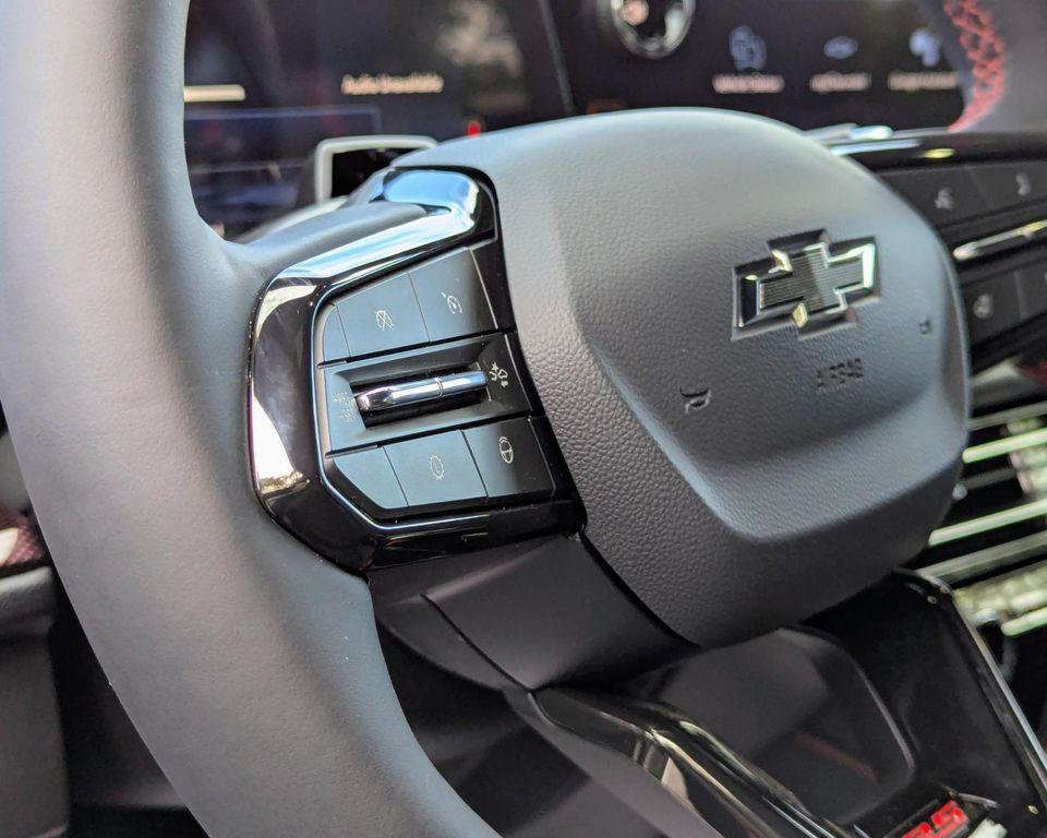 new 2026 Chevrolet Traverse car, priced at $59,290