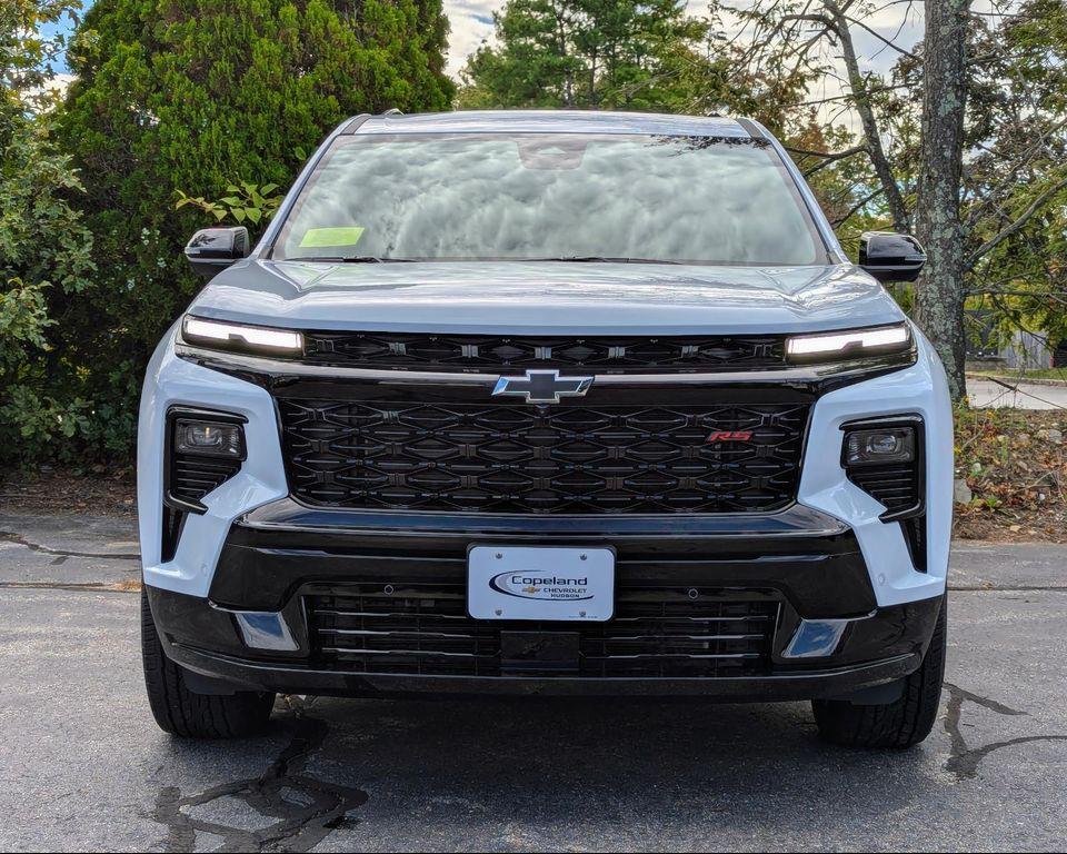 new 2026 Chevrolet Traverse car, priced at $59,290