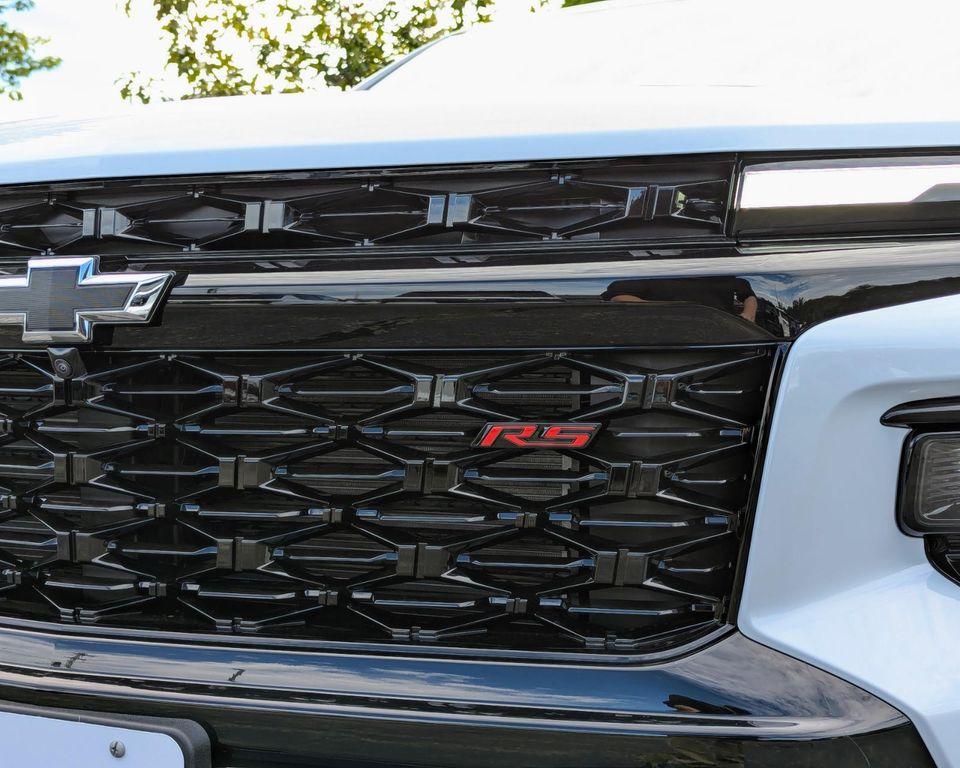 new 2026 Chevrolet Traverse car, priced at $59,290