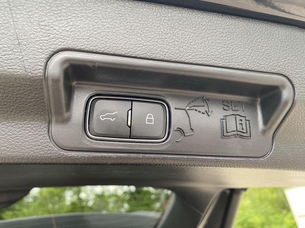 used 2022 Ford Explorer car, priced at $31,999