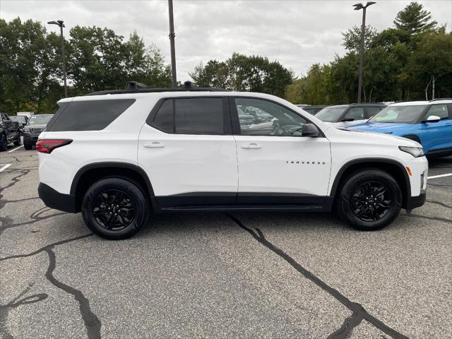 used 2022 Chevrolet Traverse car, priced at $27,999