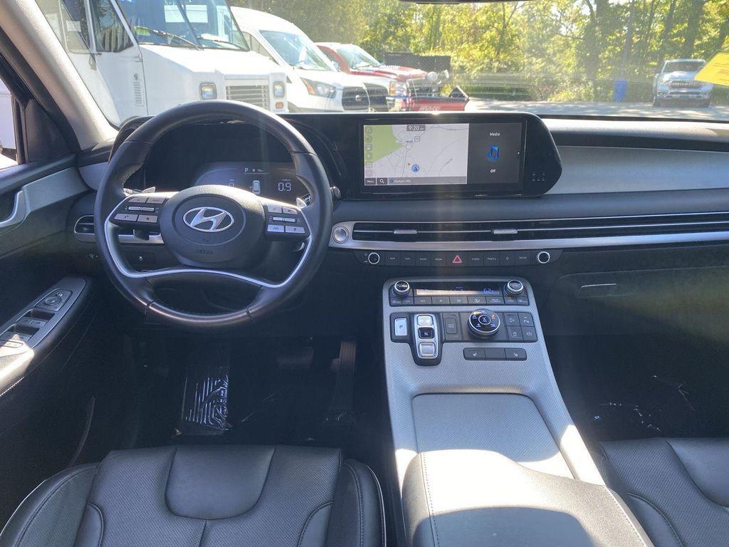 used 2023 Hyundai Palisade car, priced at $35,999