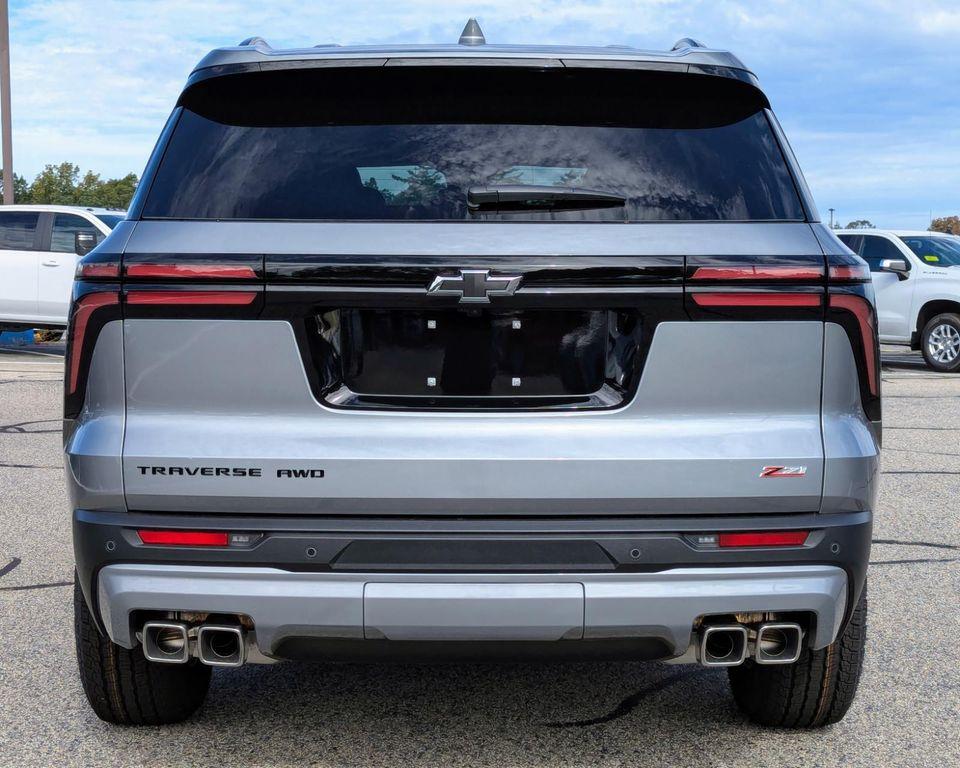 new 2026 Chevrolet Traverse car, priced at $51,295