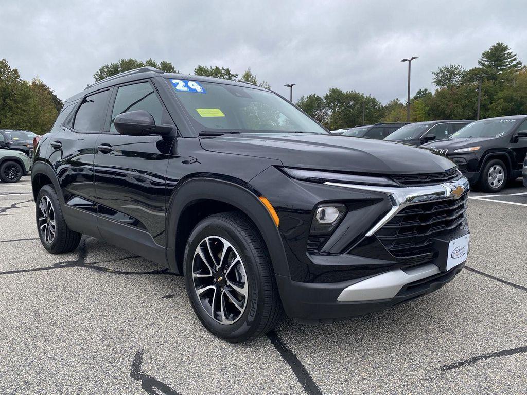 used 2024 Chevrolet TrailBlazer car, priced at $24,999