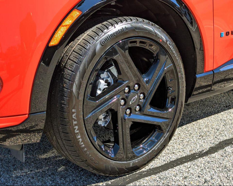 new 2026 Chevrolet Equinox EV car, priced at $51,390
