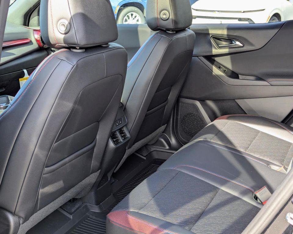 new 2026 Chevrolet Equinox car, priced at $39,105