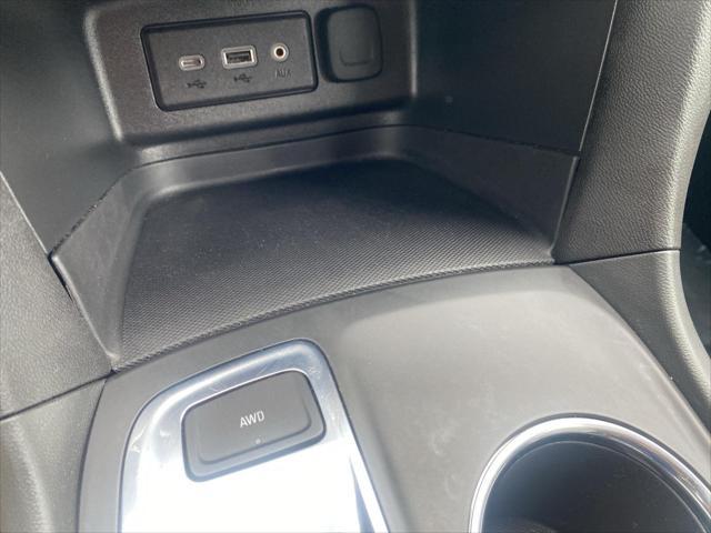 used 2023 Chevrolet Equinox car, priced at $22,999