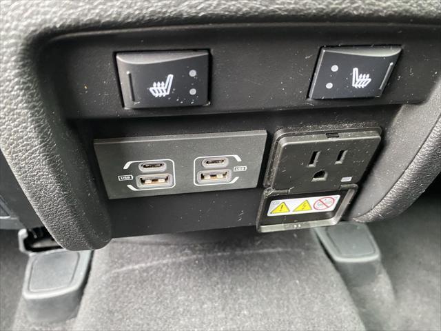 used 2021 Jeep Cherokee car, priced at $22,999