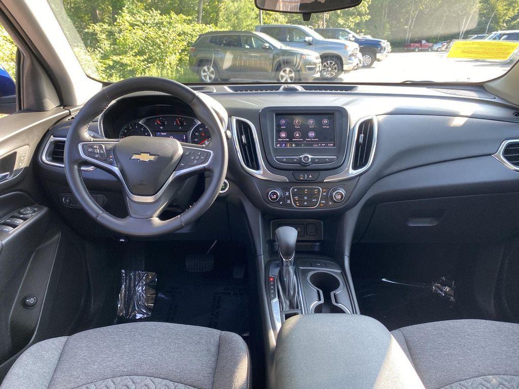 used 2022 Chevrolet Equinox car, priced at $22,999